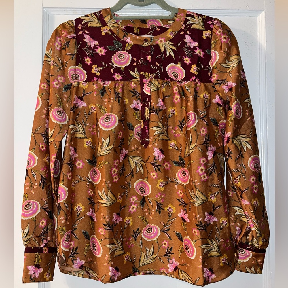 Blouse - Picture 4 of 8